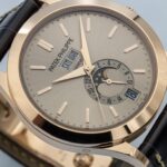 Patek Philippe Calendario Anual 5396R-016 en oro rosa con esfera beige arena