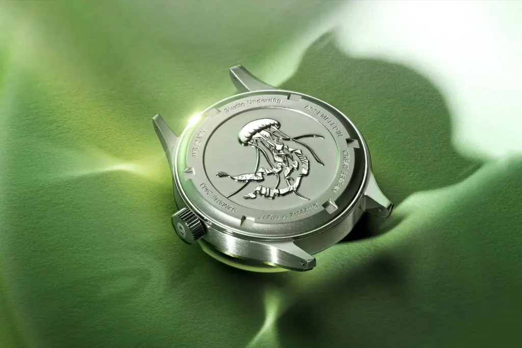 Fondo de caja grabado Studio Underd0g Mantis