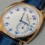 Vacheron Constantin Historiques American 1921 en caja de oro rosa de 18K con esfera plateada granulada y agujas azules