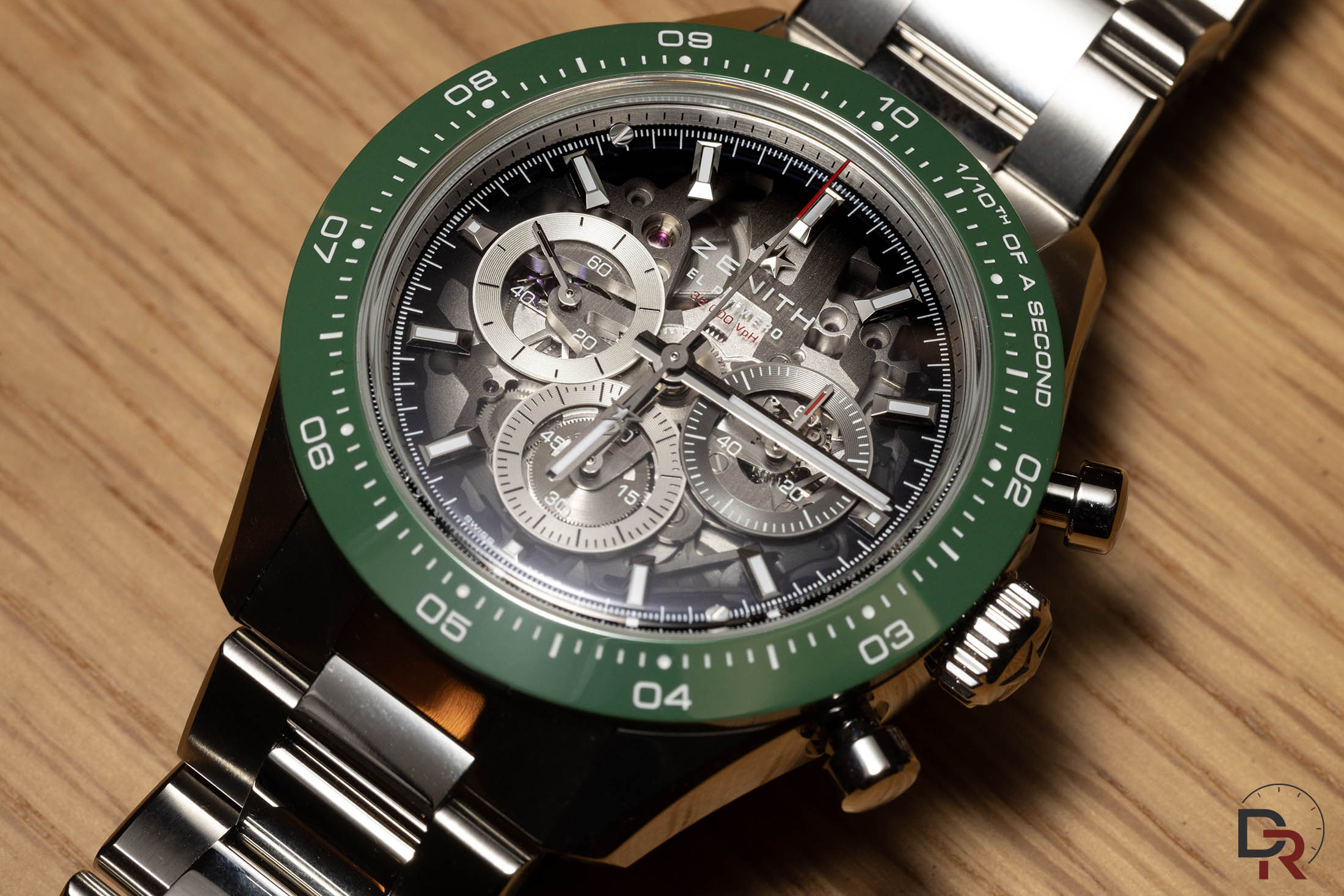 Detalle del calibre esqueletizado El Primero 3600SK y esfera de zafiro del Zenith Chronomaster Sport