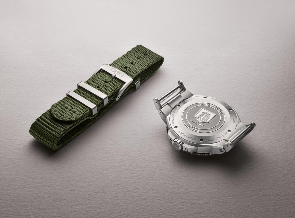 Oris Social Club Edition II caja con correa