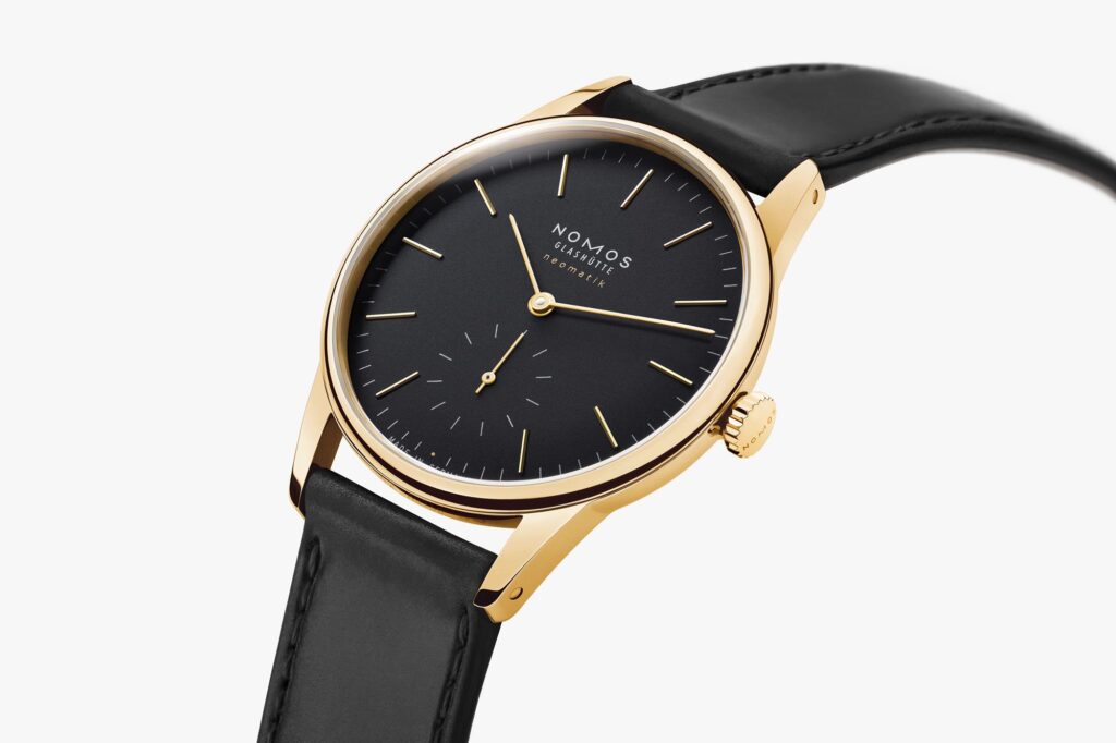 NOMOS Orion Gold Neomatik ESFERA NEGRA