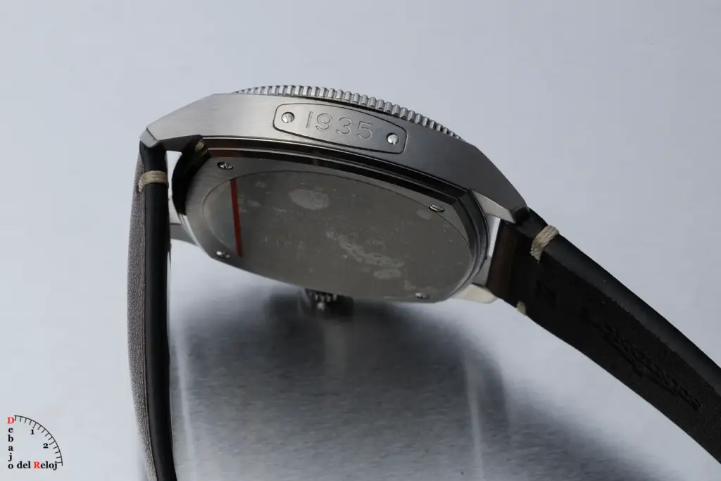 Longines Pilot Majetek side view date plate