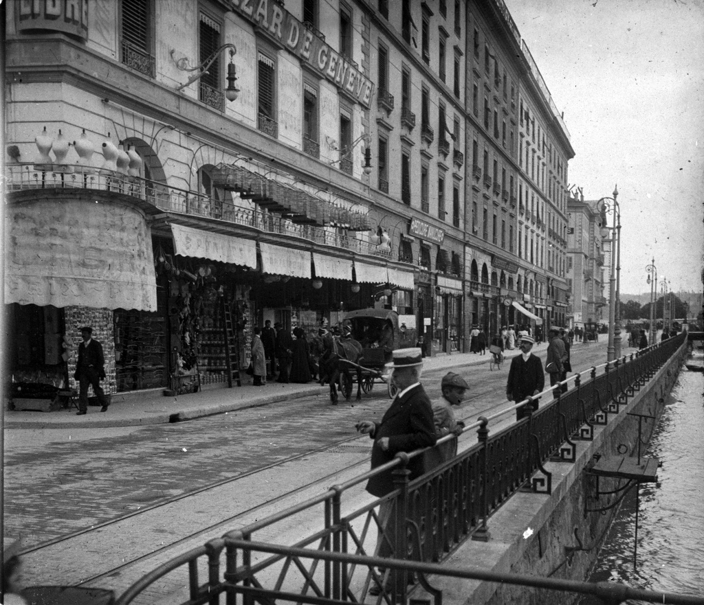 foto histórica de la boutique en Quai des Bergues 27