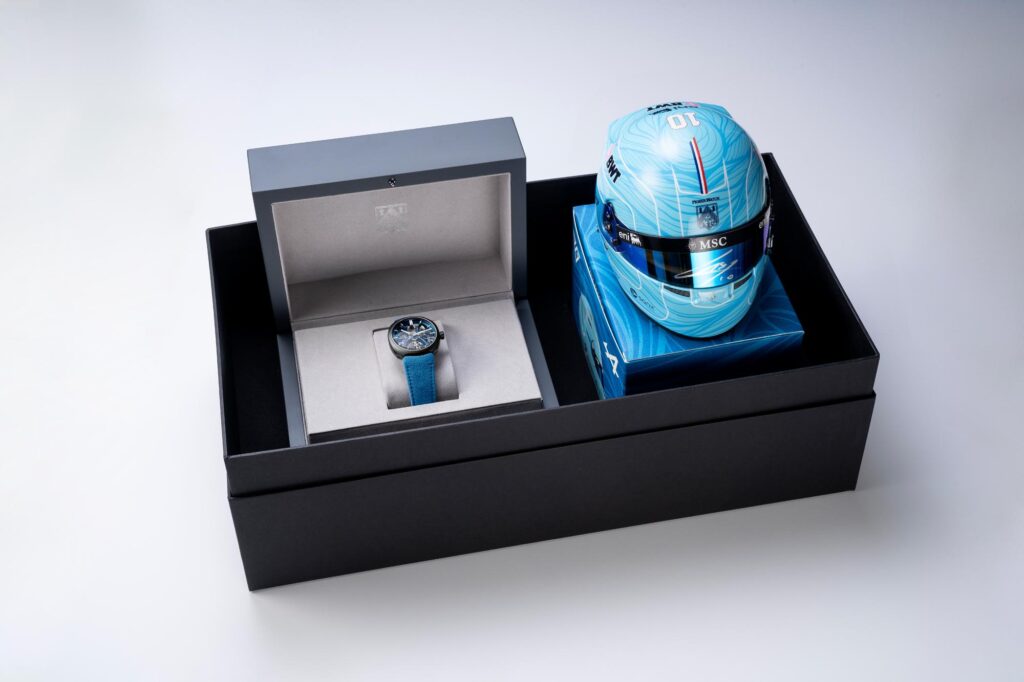 H. Moser & Cie. Streamliner Tourbillon Skeleton Ceramic Alpine presentation box and helmet
