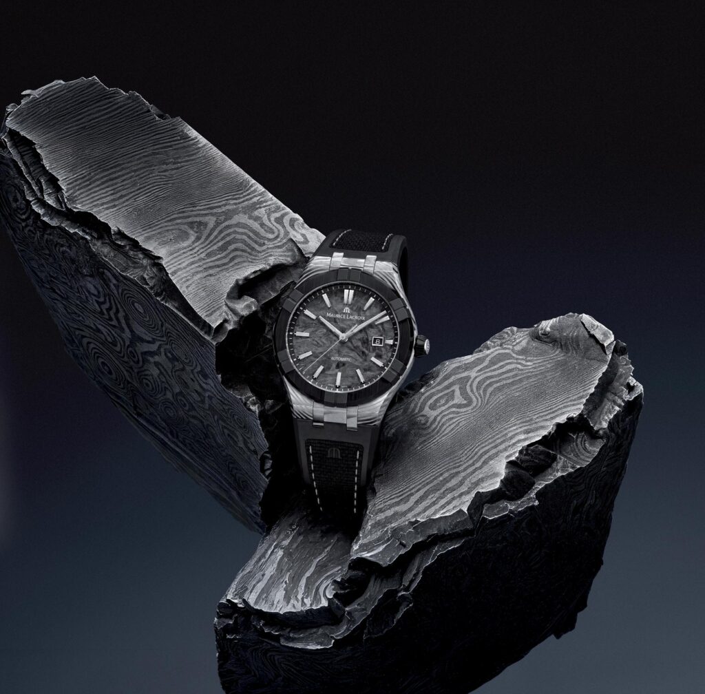 Maurice Lacroix AIKON-IC Frozen Carbon Damas acero de Damasco