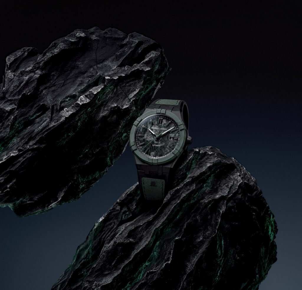 Maurice Lacroix AIKON-IC Frozen Carbon Deep Forest