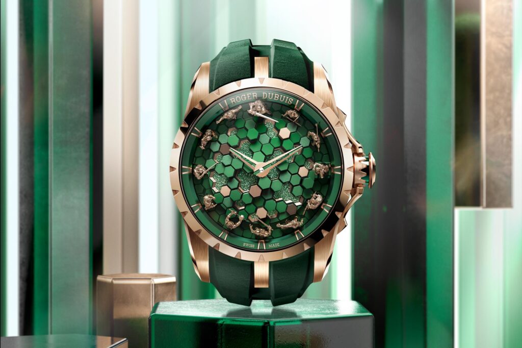 Vista frontal del reloj Roger Dubuis Knights of the Round Table Metamorph Merlin