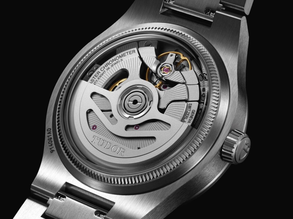 Calibre MT5652-U TUDOR North Flag