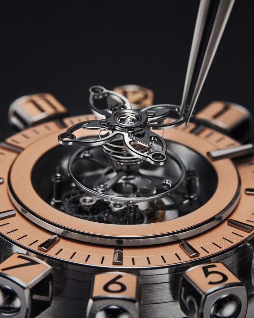 Louis Vuitton Tambour Spin Time tourbillon detalle macro