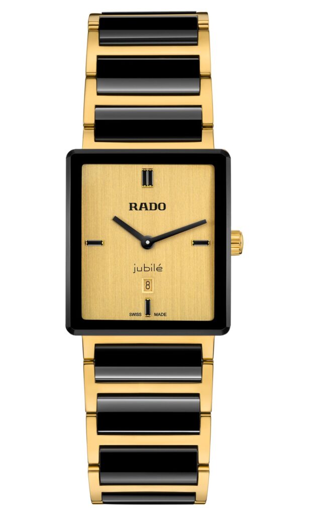 Reloj Rado Integral 40 Aniversario visto de frente con esfera dorada y brazalete de cerámica negra