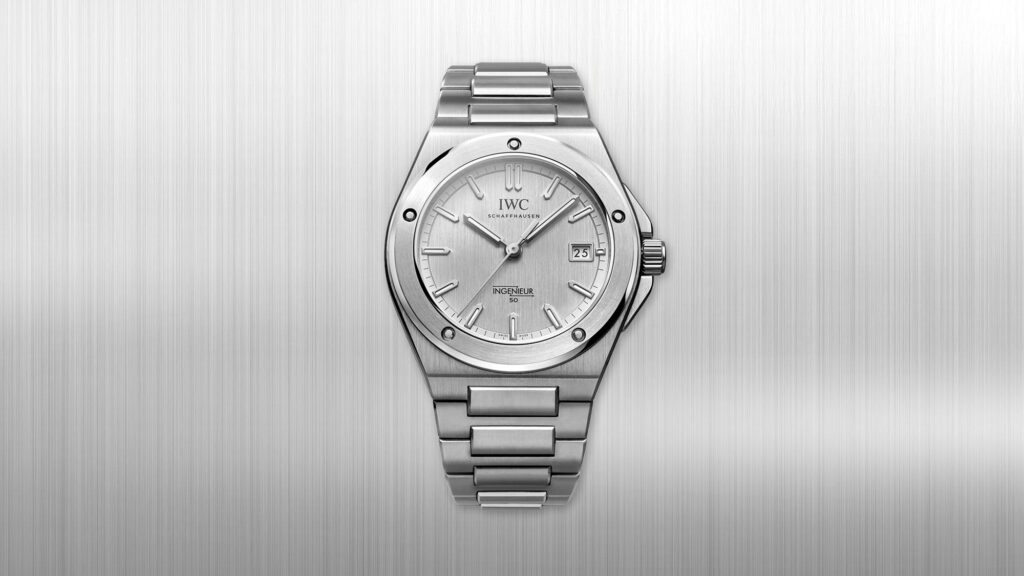 Nuevo IWC Ingenieur Automático 50 Aniversario con esfera plateada cepillada y caja de acero de 40 mm