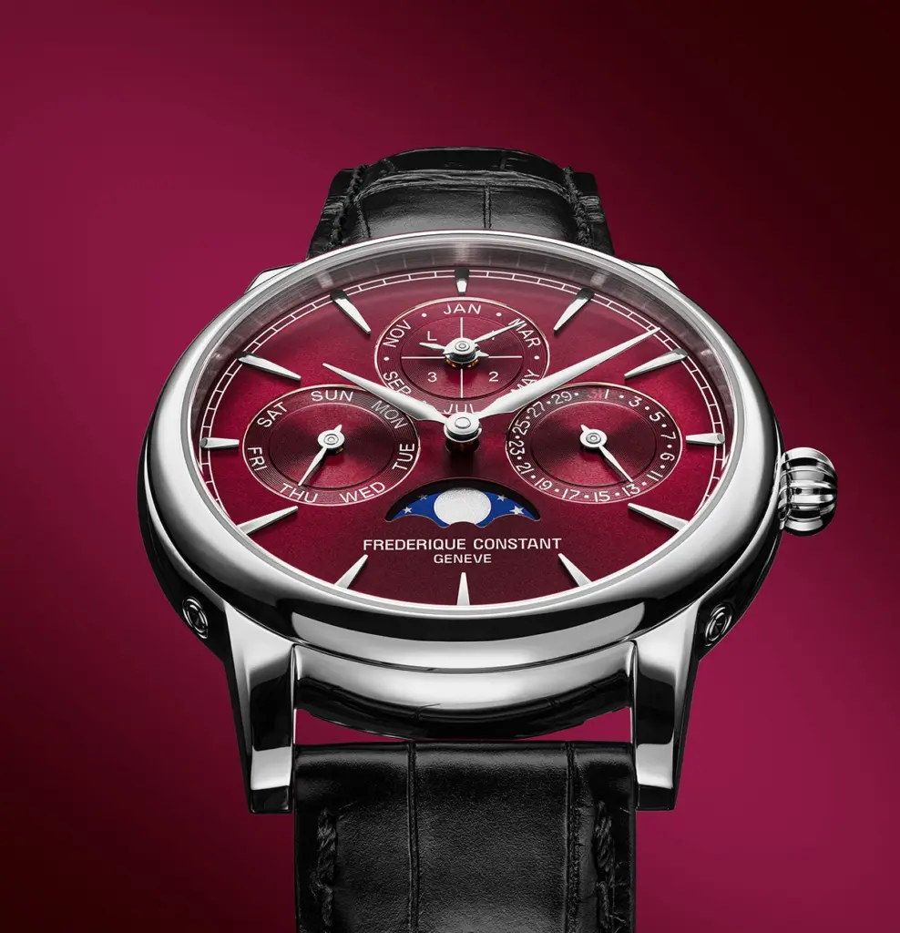 Distribución del calendario perpetuo y las fases lunares en la esfera burdeos del Frederique Constant Manufacture Classic Perpetual Calendar