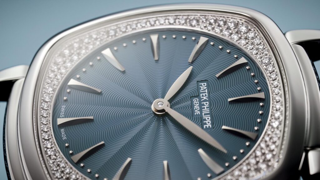 Detalle esfera azul Patek Philippe Gondolo Ref. 7043G-001