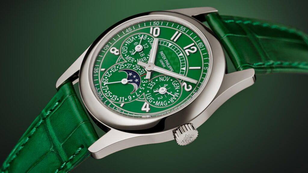 Patek Philippe 7147G-010 Calendario Perpetuo Milano 2026 inclinado
