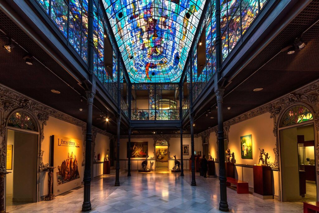 General view of the interior courtyard of the Casa Lis Museum in Salamanca