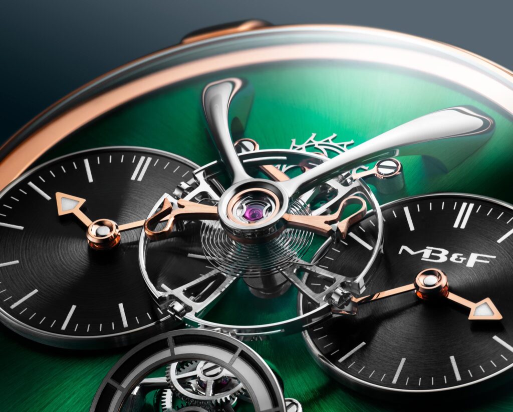 Perspective view of the 5N+ rose gold EVO case and domed sapphire crystal